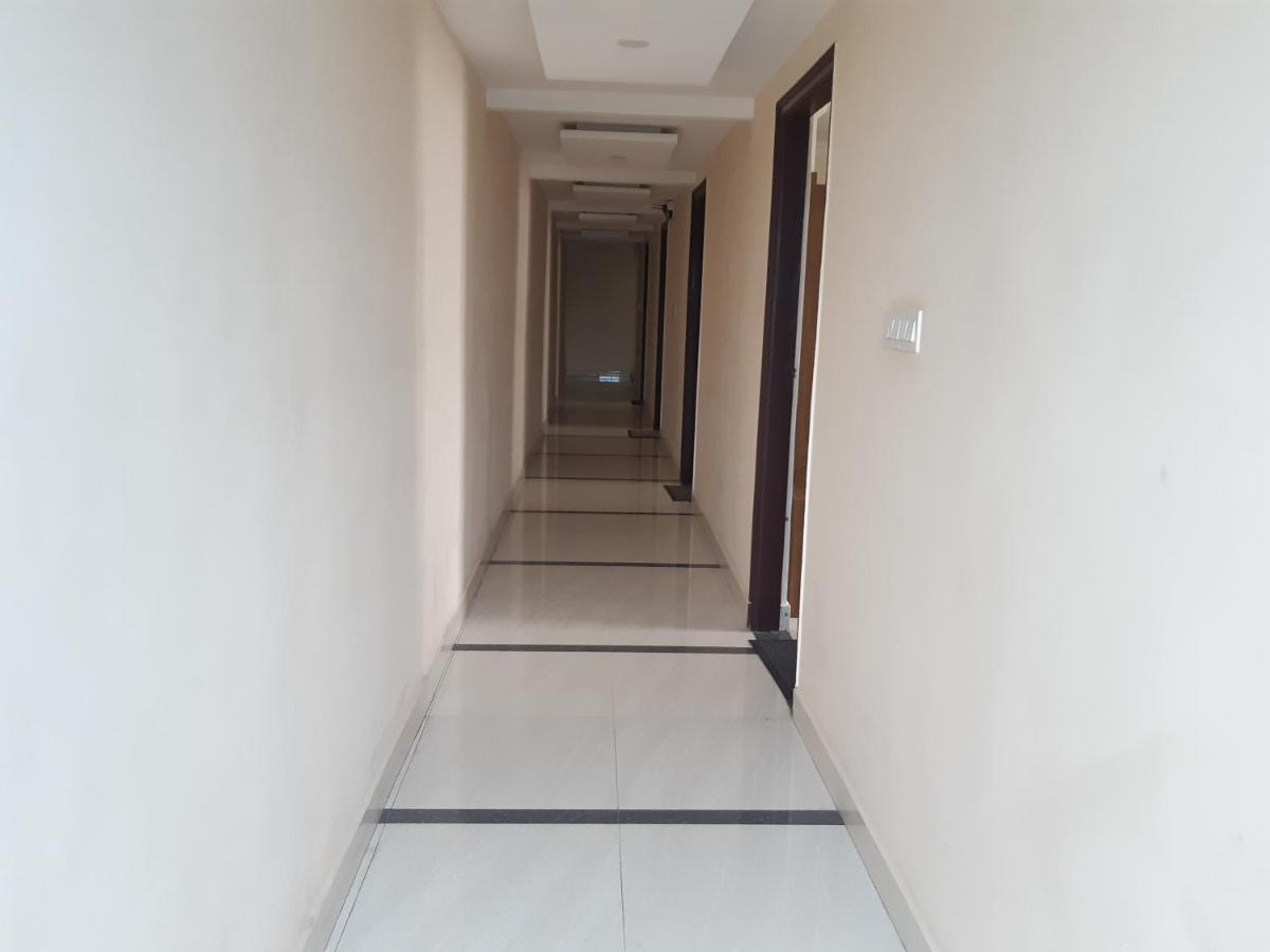 Hotel Cnr Residency Madanapalle Exteriér fotografie
